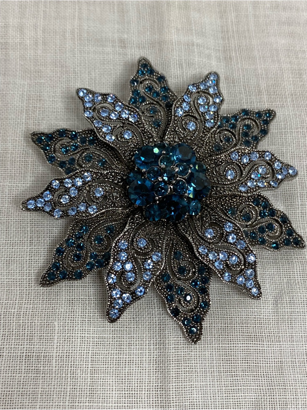 Vintage Blue Rhinestone Flower Brooch Large Filigree Style Pin Silver Tone